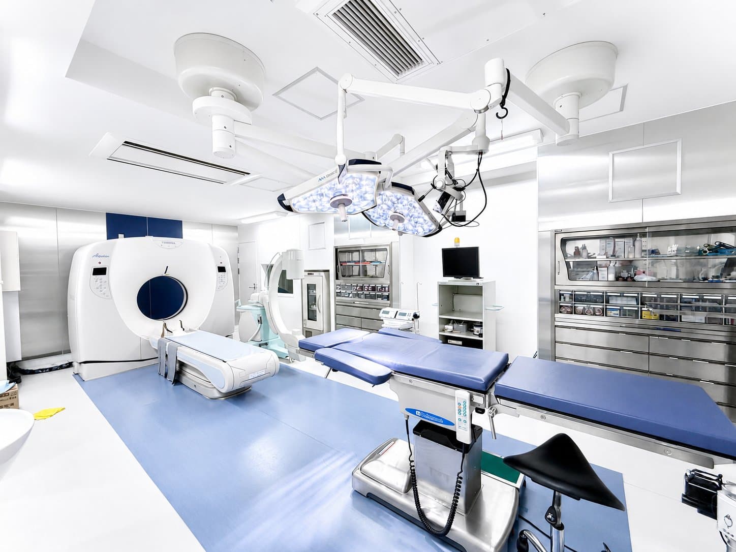 The host facility's operating room, with in-suite CT